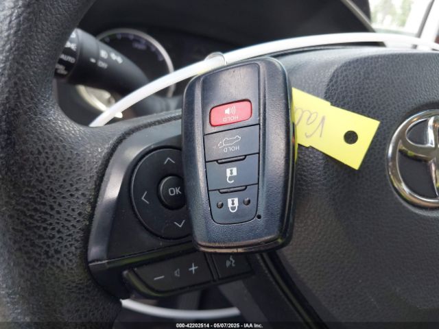 2T3RWRFV1KW030037 Toyota Rav4 Hybrid Xle