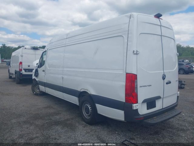 2024 MERCEDES-BENZ SPRINTER 2500 W1Y4NCHY1RT174150 Photo 2