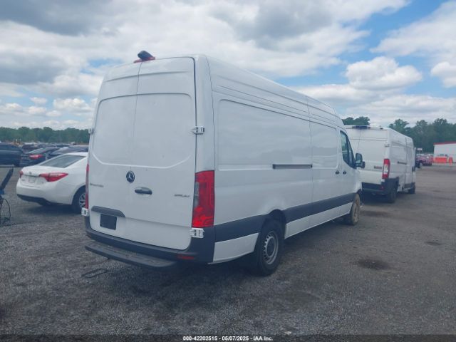 2024 MERCEDES-BENZ SPRINTER 2500 W1Y4NCHY1RT174150 Photo 3