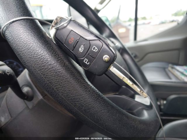 1FTYE1Y81LKA49785 Ford Transit-150