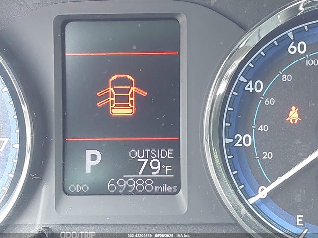 5YFBURHE8KP913339 Toyota COROLLA LE