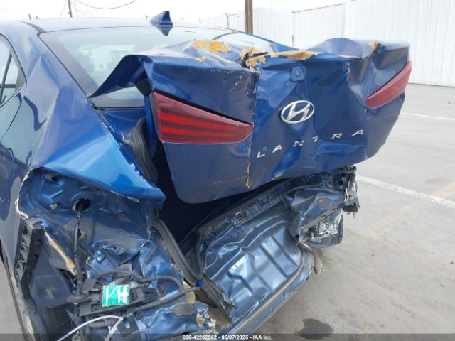 5NPD84LF9KH436109 Hyundai ELANTRA SEL