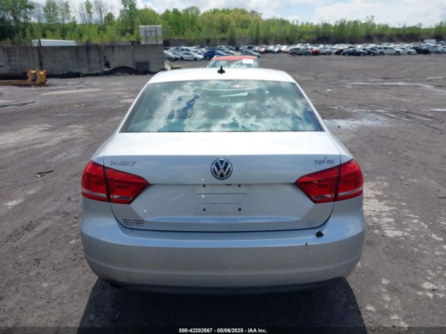 1VWBT7A32EC070023 Volkswagen Passat 1.8t Se