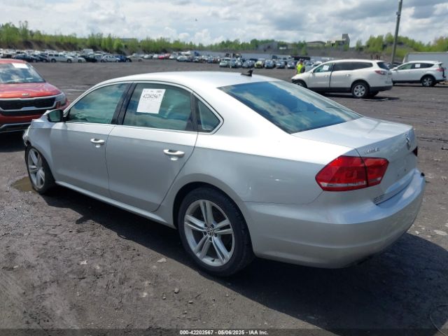 1VWBT7A32EC070023 Volkswagen Passat 1.8t Se