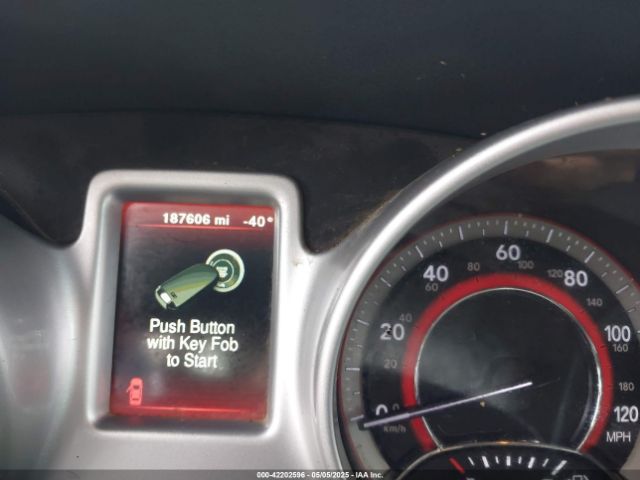 3C4PDCAB8JT527048 Dodge JOURNEY SE