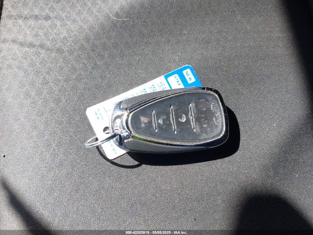 1G1ZE5ST4HF210745 Chevrolet MALIBU 1LT