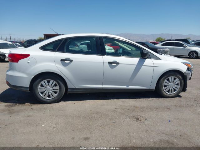 1FADP3E27HL284980 Ford FOCUS S