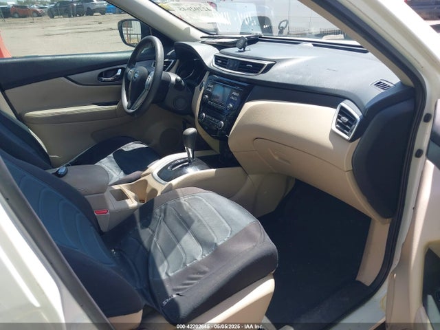 KNMAT2MV0GP670288 Nissan ROGUE SV