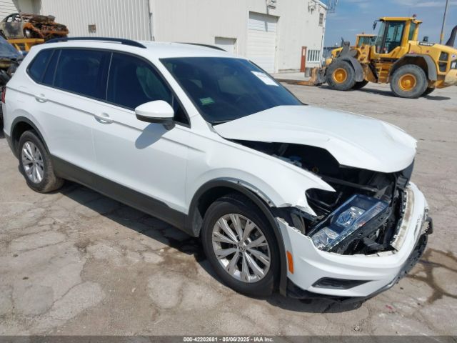 2019 VOLKSWAGEN TIGUAN 3VV0B7AX0KM027036
