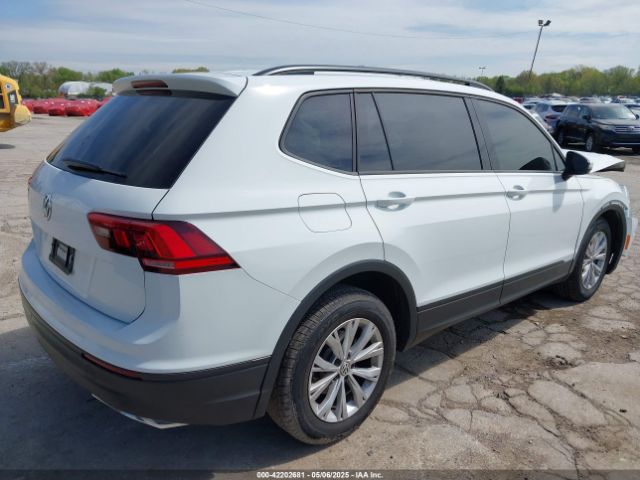 2019 VOLKSWAGEN TIGUAN 3VV0B7AX0KM027036 Photo 3