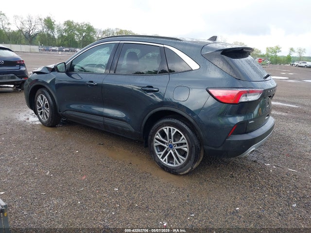 1FMCU0H62NUB84864 Ford ESCAPE SEL