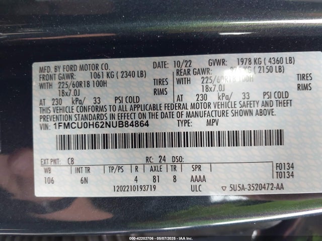 1FMCU0H62NUB84864 Ford ESCAPE SEL