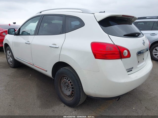 JN8AS5MT5FW661016 Nissan Rogue