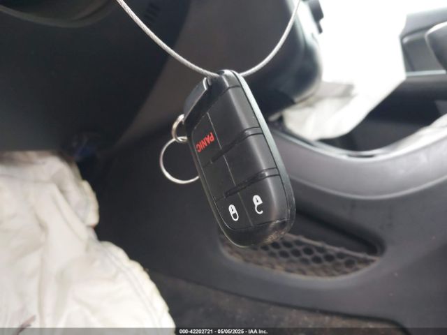 3C4PDCBB0KT798928 Dodge JOURNEY SE