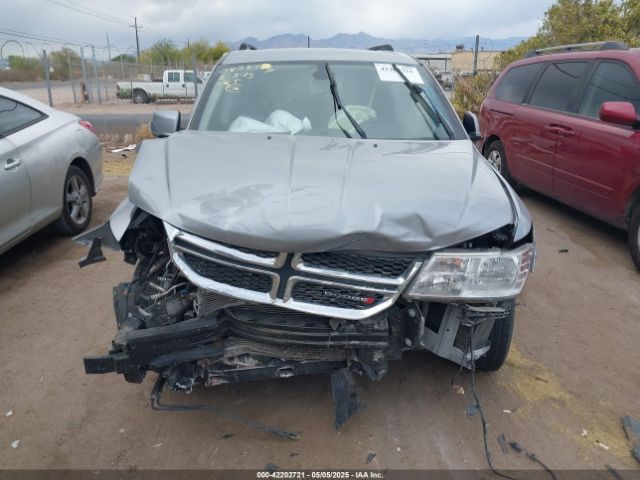 3C4PDCBB0KT798928 Dodge JOURNEY SE