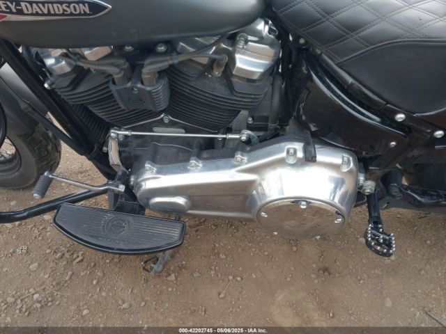 2018 HARLEY-DAVIDSON FLSL 1HD1YDJ13JC041281 Photo 8