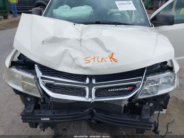 3C4PDDAG2FT609365 Dodge JOURNEY SE