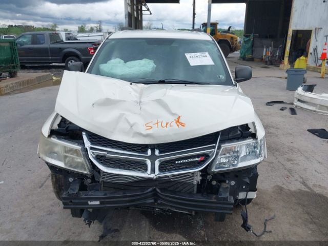 3C4PDDAG2FT609365 Dodge JOURNEY SE