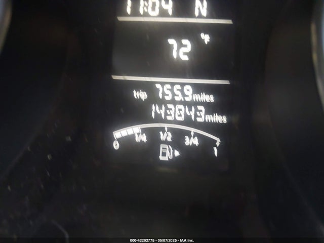 3VW2B7AJ1HM380152 Volkswagen 1.4 tsi