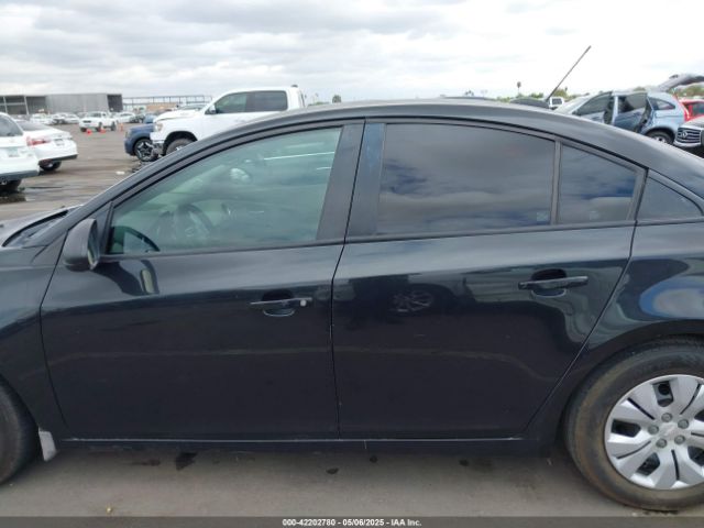 1G1PA5SH4F7155493 Chevrolet Cruze Ls Auto