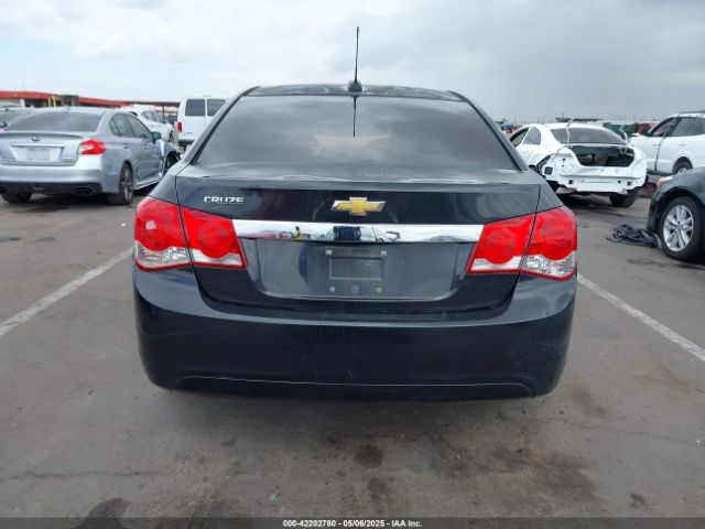 1G1PA5SH4F7155493 Chevrolet Cruze Ls Auto