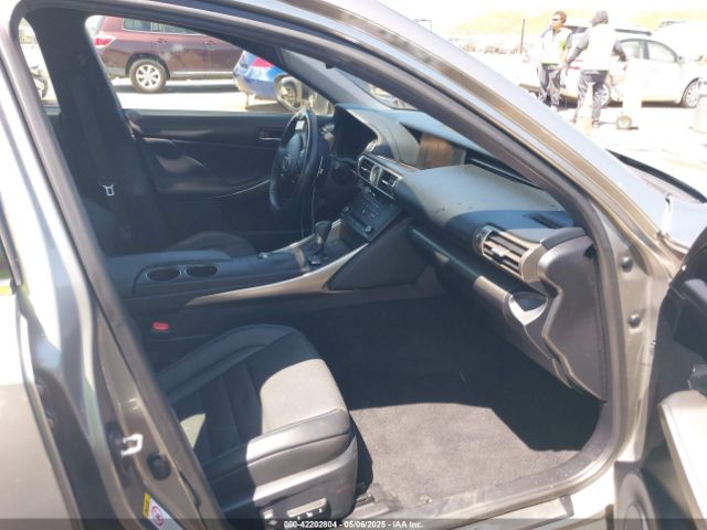 JTHBA1D22G5011214 Lexus IS 200T