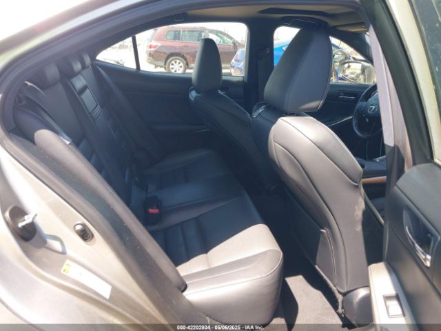 JTHBA1D22G5011214 Lexus IS 200T