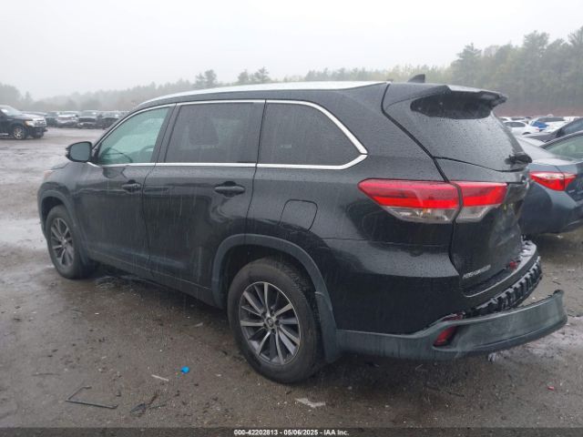 5TDJZRFH0JS887299 Toyota Highlander Xle