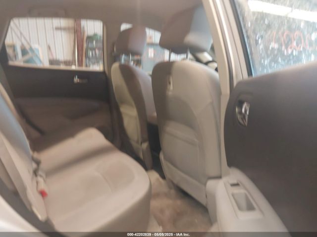 JN8AS5MV3EW721939 Nissan Rogue Select S