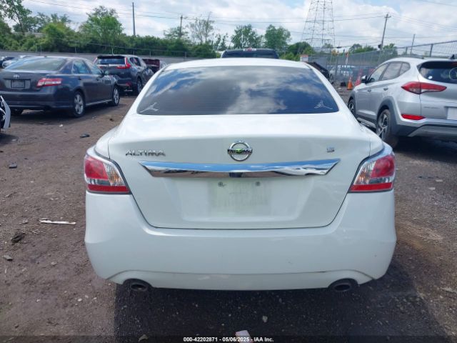 1N4AL3AP1FN367872 Nissan Altima 2.5 S
