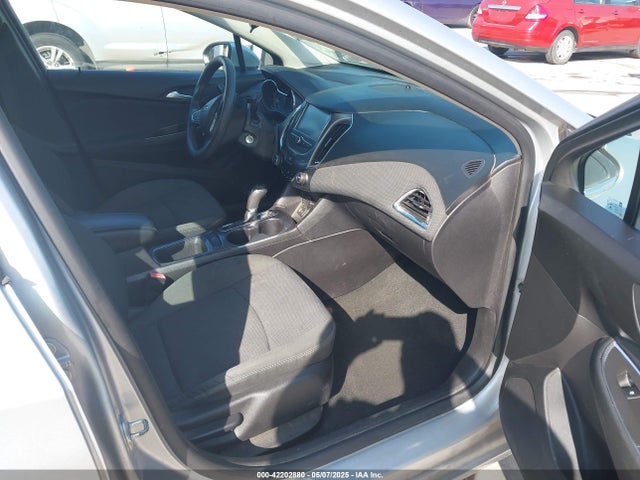 1G1BE5SM7H7188647 Chevrolet Cruze Lt Auto