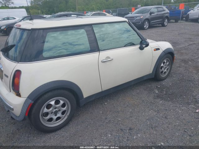 2004 MINI COOPER WMWRC33424TC53596 Photo 3