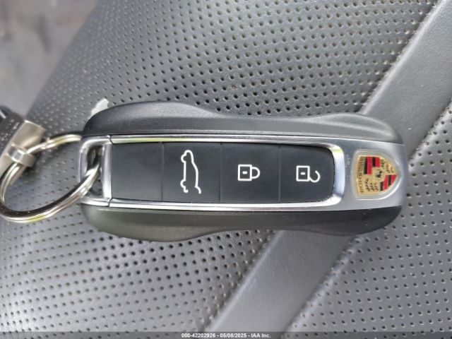 WP1AE2AY8KDA51844 Porsche Cayenne E-hybrid