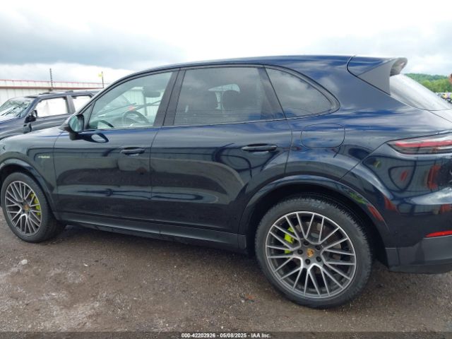 WP1AE2AY8KDA51844 Porsche Cayenne E-hybrid