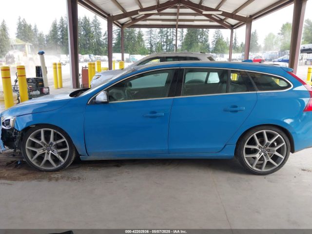 YV1902SS5F1222807 Volvo V60 T6 R-design Platinum