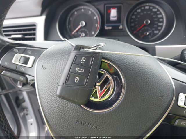 2018 VOLKSWAGEN ATLAS 1V2KR2CA5JC570959 Photo 10