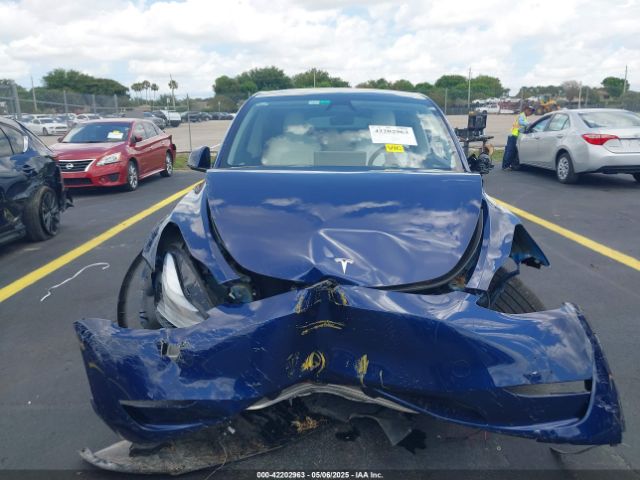 7SAYGDED8RF015882 Tesla Model Y Long Range Dual Motor All-wheel Drive/rwd