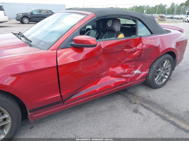 1ZVBP8EM4E5331248 Ford Mustang V6 Premium