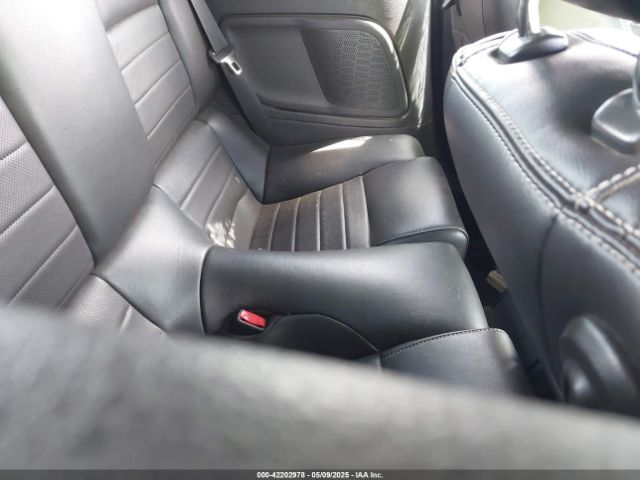 1ZVBP8EM4E5331248 Ford Mustang V6 Premium