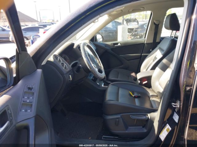 WVGAV7AX8HK014914 Volkswagen Tiguan 2.0t/2.0t S
