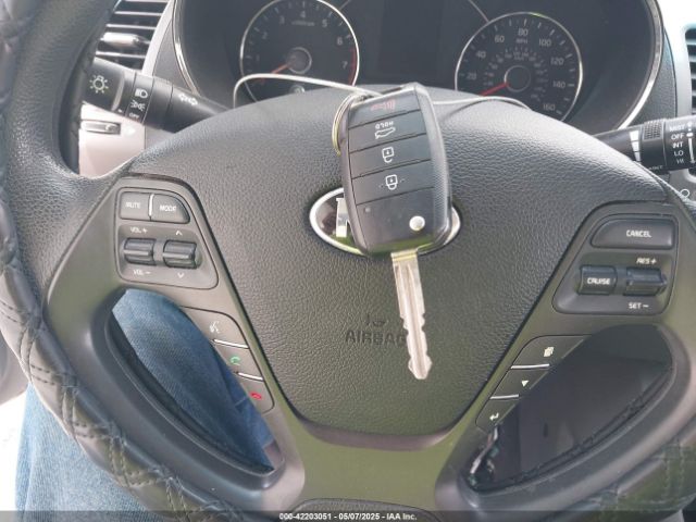 3KPFK4A72HE120764 KIA FORTE LX