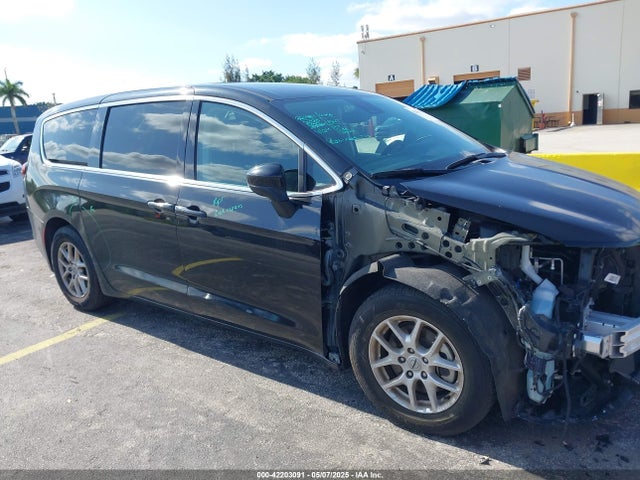 Chrysler Voyager Lx 2023 2C4RC1CG8PR525305 Image 6