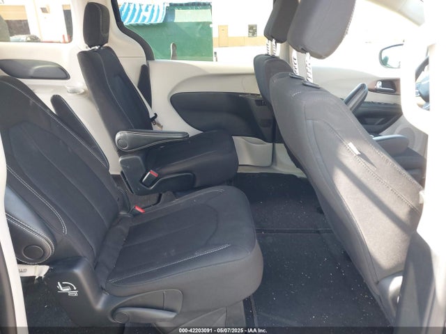 Chrysler Voyager Lx 2023 2C4RC1CG8PR525305 Image 8