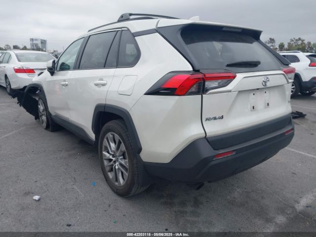 2022 TOYOTA RAV4 2T3C1RFVXNW236286 Photo 2