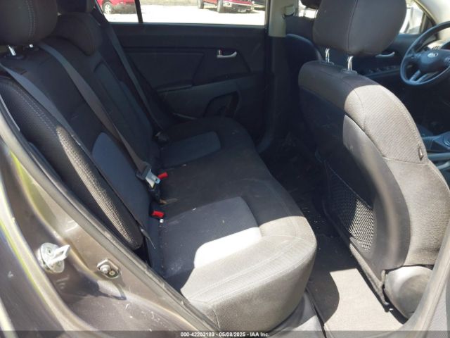 KNDPBCAC4F7684408 KIA Sportage Lx