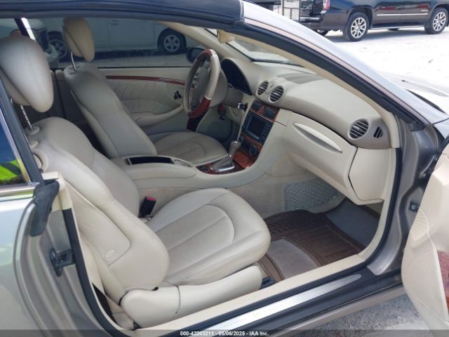 2007 MERCEDES-BENZ CLK 350 WDBTK56FX7F220719 Photo 4