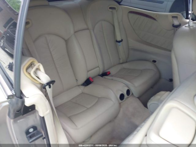 2007 MERCEDES-BENZ CLK 350 WDBTK56FX7F220719 Photo 7