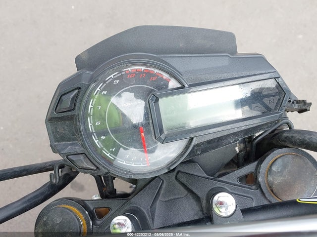 JKABRRJ12PDA25119 Kawasaki Z125 Pro