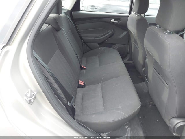 Ford FOCUS SE 2015 1FADP3F29FL218068 Image 8