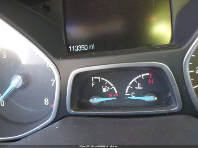 1FMCU9JD9HUC45337 Ford Escape Titanium